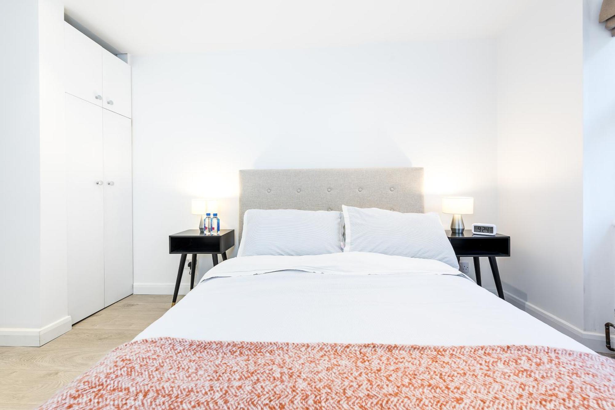 Casa Italia Near Kings Road In Chelsea With Wifi & Washing Machine Διαμέρισμα Λονδίνο Εξωτερικό φωτογραφία